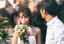 如何挽回老婆的心——夫妻吵架后的应对之道（快速消除矛盾，修复感情的技巧和策略）