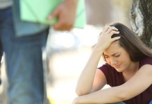 分手后女生说不想挽回，如何应对？（学会放手的关键）