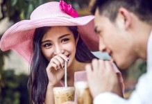 老公要离婚了，如何挽回他？（学会正确的挽回方式，让婚姻重燃爱火）