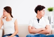 男生分手后想复合的表现（从这15个细节看他的真实想法）