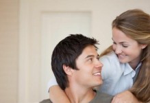 情侣吵架如何修复感情危机（以爱为纽带，化解矛盾冲突）
