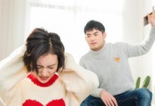 如何挽回女友？（立即行动是关键，联系是必须的。）