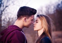 告别婚外情，聪明女人的选择（从心理、行动两方面教你如何走出婚外情阴影）