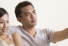二婚夫妻离婚，如何挽回？（重建信任与沟通，关键在于时间和耐心）