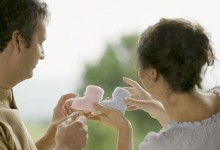 老婆出轨了，还能挽回吗？（如何拯救破碎的婚姻）