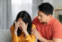 老公有了婚外情该如何面对？（应对婚外情的15个实用方法）