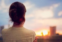 女人出轨了怎么办？出轨挽回的正确方法！（女人出轨的表现及出轨挽回的15个实用技巧，）