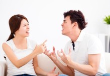 当出轨男变成不值得挽回的人（哪些出轨男不值得挽回，不要再让自己受伤）