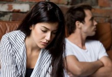 夫妻吵架冷战后如何和好（15个步骤帮你快速解决夫妻间的矛盾冲突）