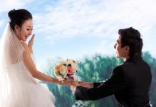相亲男友还念前女友？放下才能进入新关系（如何帮助男友走出过去，迎接未来）