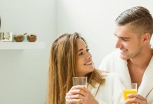 分手后如何挽回男人？三个有效办法教你！（不要放弃，用这三招让他回到你身边！）