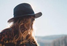 情人突然冷淡，如何挽回爱情？（探究冷淡原因，用心挽救感情）