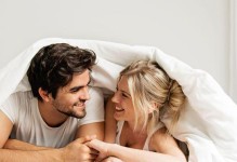 男人如何挽回前任？（15个有效行动方法帮你赢回她的心）
